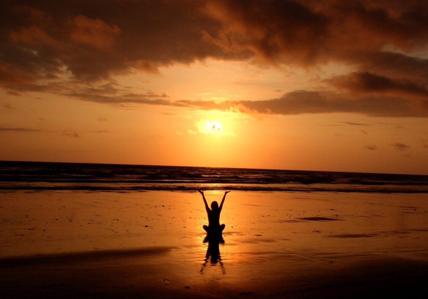 backlit-balance-beach-cloud-268134